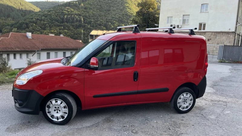 Fiat Doblo 1.4 TURBO МЕТАН, снимка 4 - Автомобили и джипове - 47327841