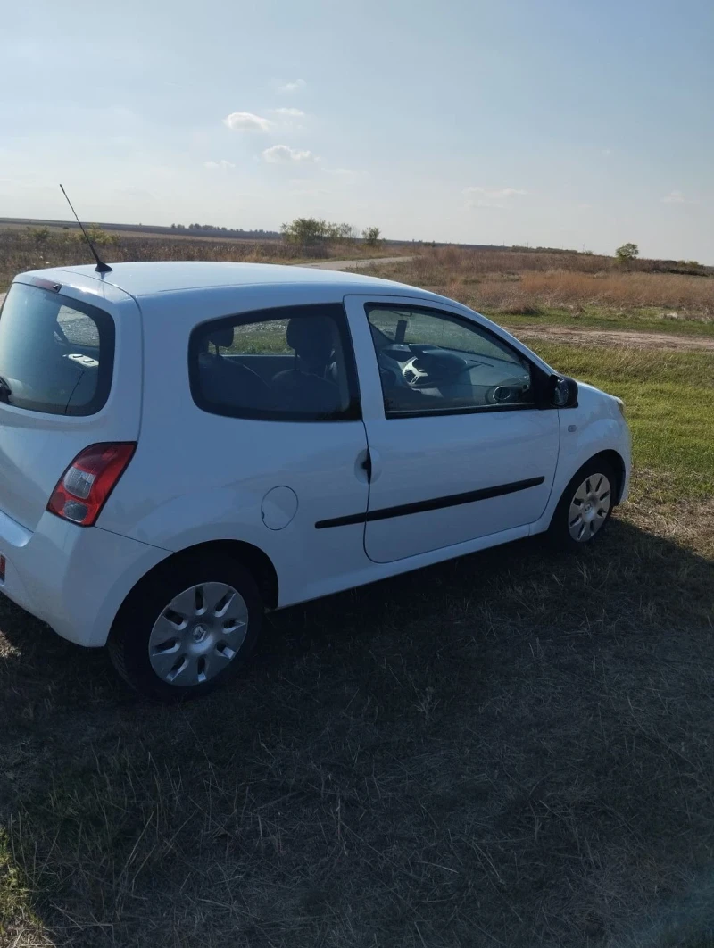 Renault Twingo, снимка 2 - Автомобили и джипове - 47623547