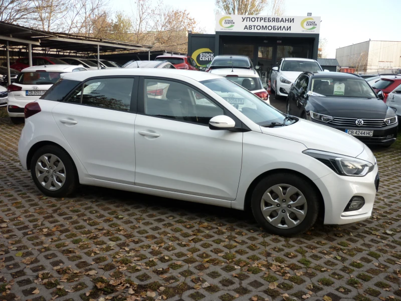 Hyundai I20 1.2i 85 к.с + LPG 7 бр, снимка 4 - Автомобили и джипове - 48014504