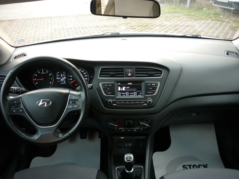 Hyundai I20 1.2i 85 к.с + LPG 7 бр, снимка 9 - Автомобили и джипове - 48014504