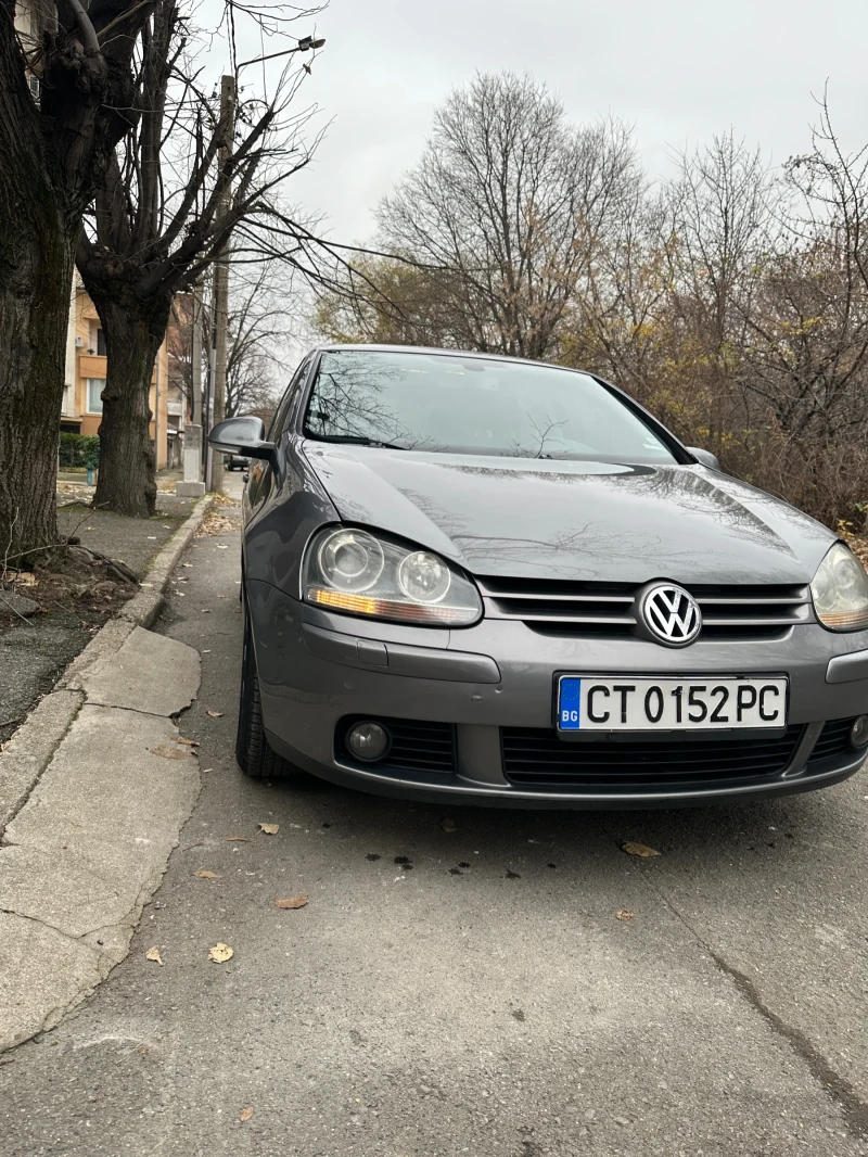 VW Golf, снимка 1 - Автомобили и джипове - 48251280