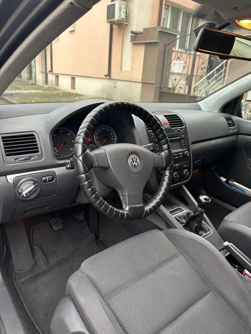 VW Golf, снимка 6 - Автомобили и джипове - 48251280