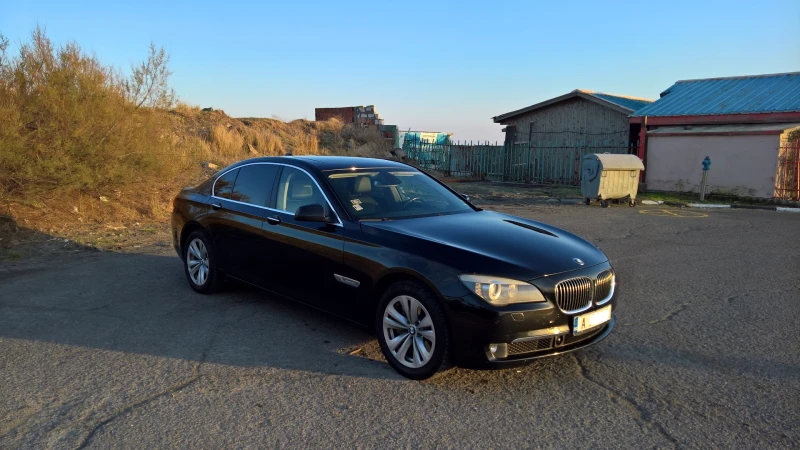 BMW 730, снимка 2 - Автомобили и джипове - 48494306