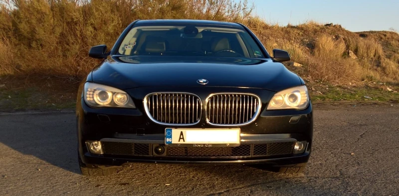 BMW 730, снимка 1 - Автомобили и джипове - 48494306