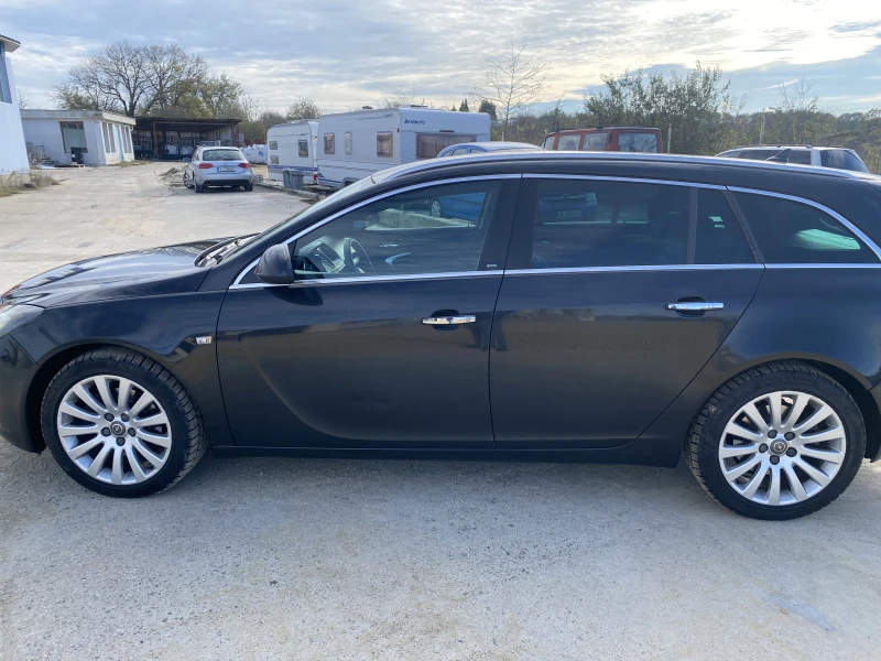 Opel Insignia Sports Turier, снимка 5 - Автомобили и джипове - 48674837