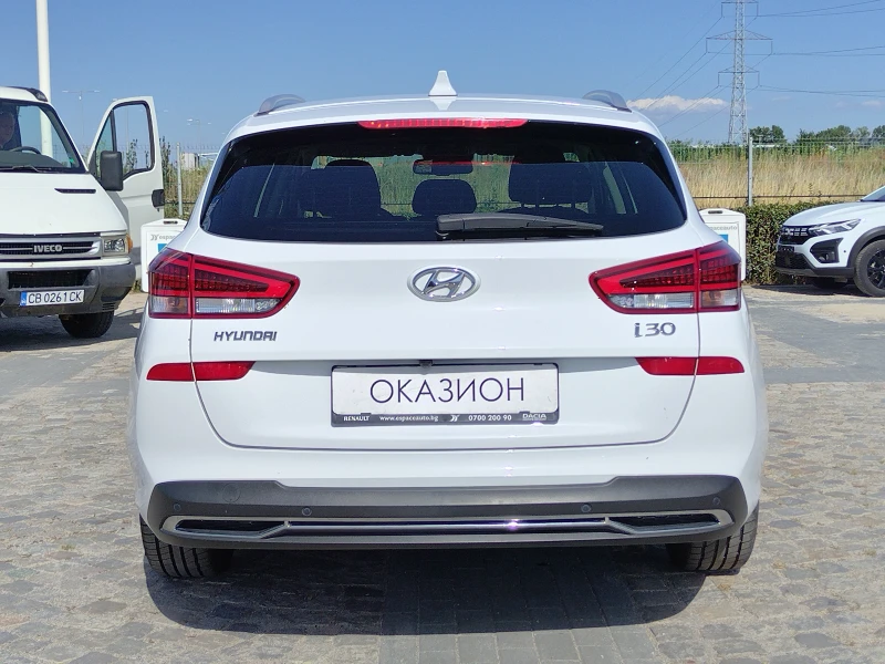 Hyundai I30 1.6CRDI/116 к.с/EDITION, снимка 6 - Автомобили и джипове - 48750953