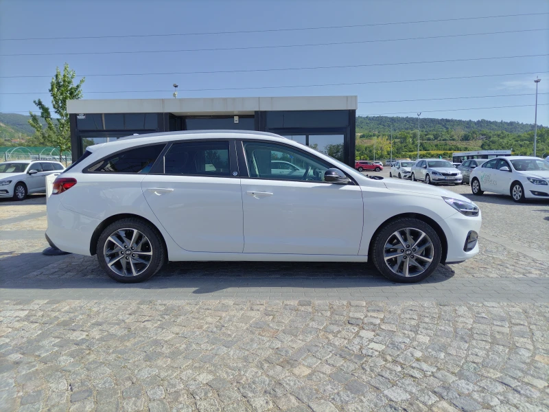 Hyundai I30 1.6CRDI/116 к.с/EDITION, снимка 4 - Автомобили и джипове - 48750953