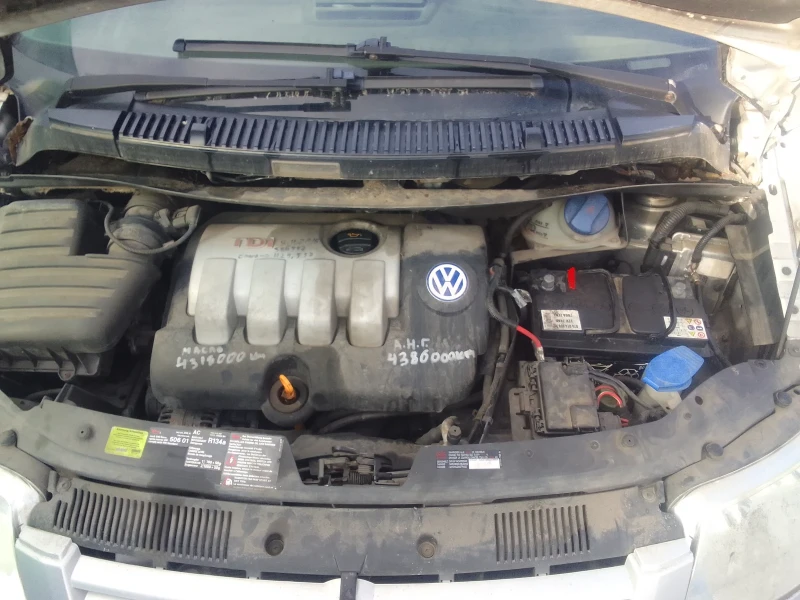 VW Sharan 1.9 TDI 131к.с., снимка 7 - Автомобили и джипове - 48831645