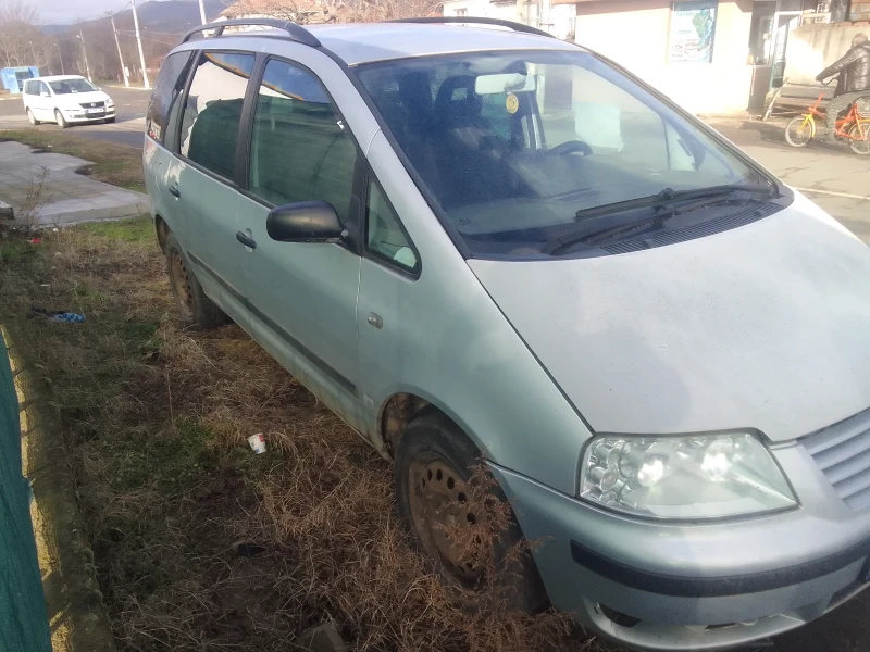 VW Sharan 1.9 TDI 131к.с., снимка 6 - Автомобили и джипове - 48831645