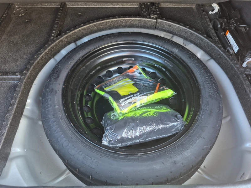 Ford Focus 1.0 EcoBoost Klimatronic Start/Stop MY18 #iCarbg , снимка 17 - Автомобили и джипове - 49759827