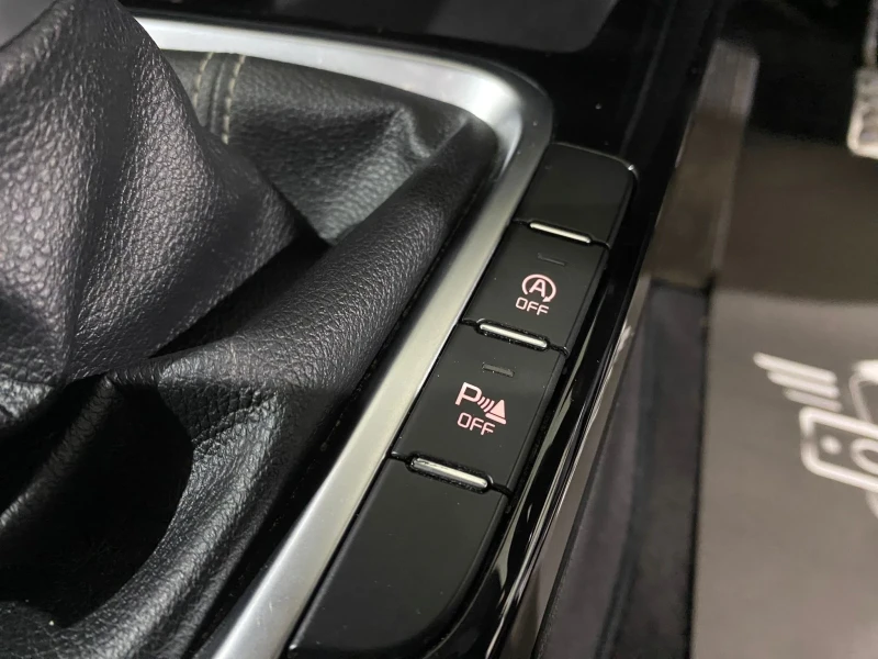 Kia Ceed, снимка 16 - Автомобили и джипове - 51448812