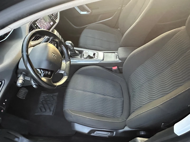 Peugeot 308 2.0HDI* 150ks* Avtomat* TOP* 20.12.2016, снимка 11 - Автомобили и джипове - 51624273