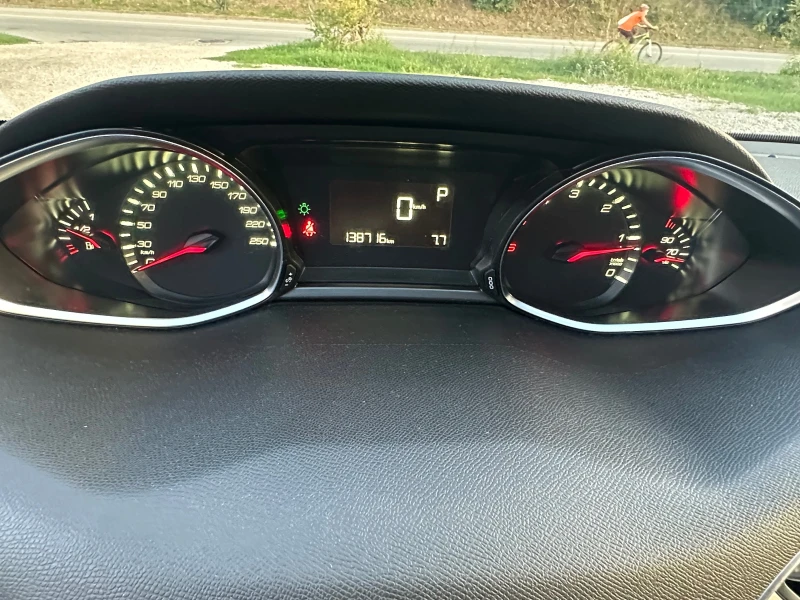 Peugeot 308 2.0HDI* 150ks* Avtomat* TOP* 20.12.2016, снимка 12 - Автомобили и джипове - 51624273