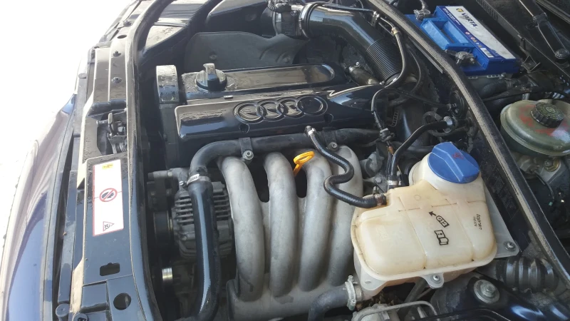 Audi A4 1.6, снимка 8 - Автомобили и джипове - 51668832