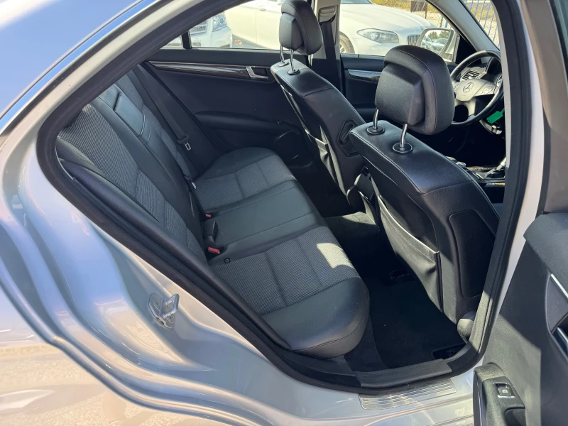 Mercedes-Benz C 220 -CDI-NAVI-XENON-AVTOMAT, снимка 12 - Автомобили и джипове - 51732839