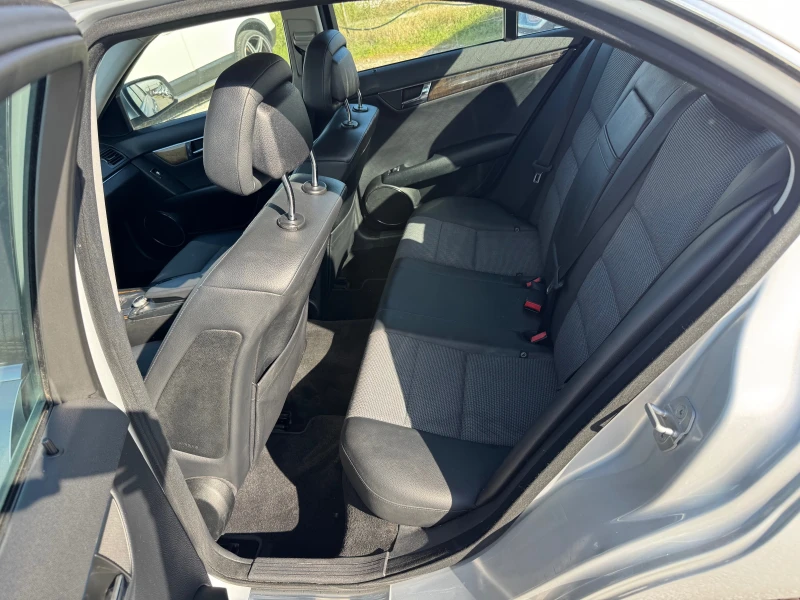 Mercedes-Benz C 220 -CDI-NAVI-XENON-AVTOMAT, снимка 10 - Автомобили и джипове - 51732839