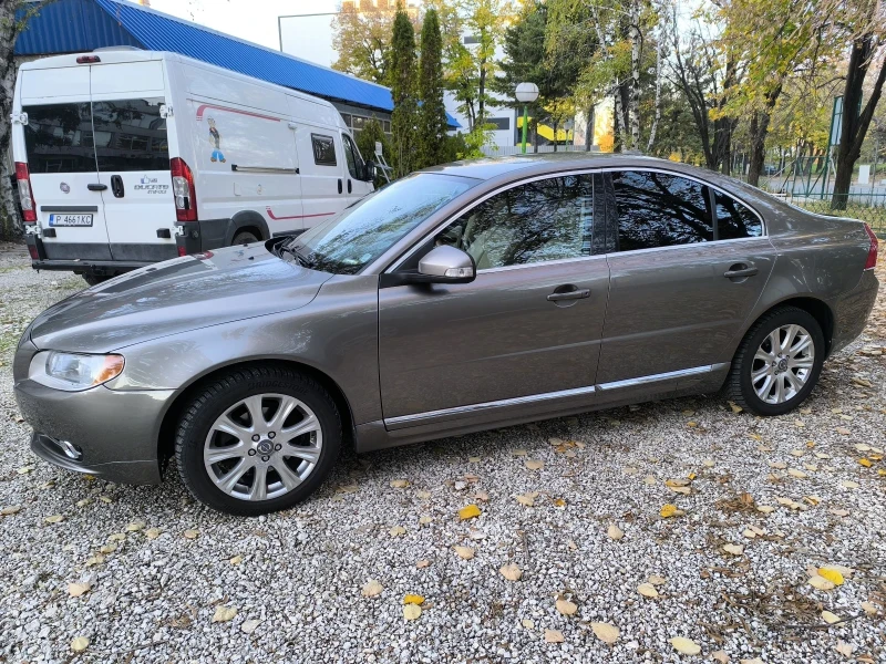 Volvo S80 2.4 D5, снимка 2 - Автомобили и джипове - 52280230