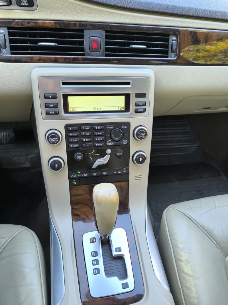 Volvo S80 2.4 D5, снимка 12 - Автомобили и джипове - 52280230