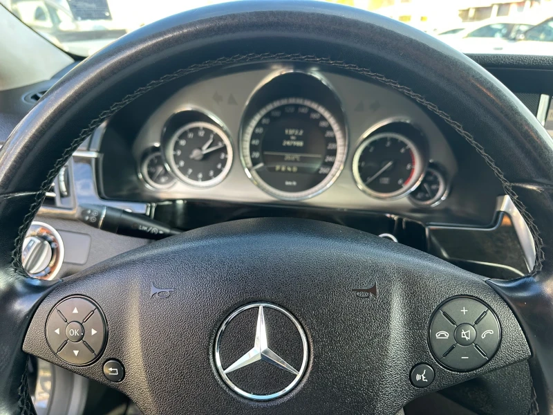 Mercedes-Benz E 250 250 CDI-204 k.s.Ослужена напълно, снимка 8 - Автомобили и джипове - 52494433