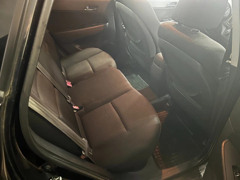 Hyundai I30 газов инекцион, снимка 10 - Автомобили и джипове - 53152157