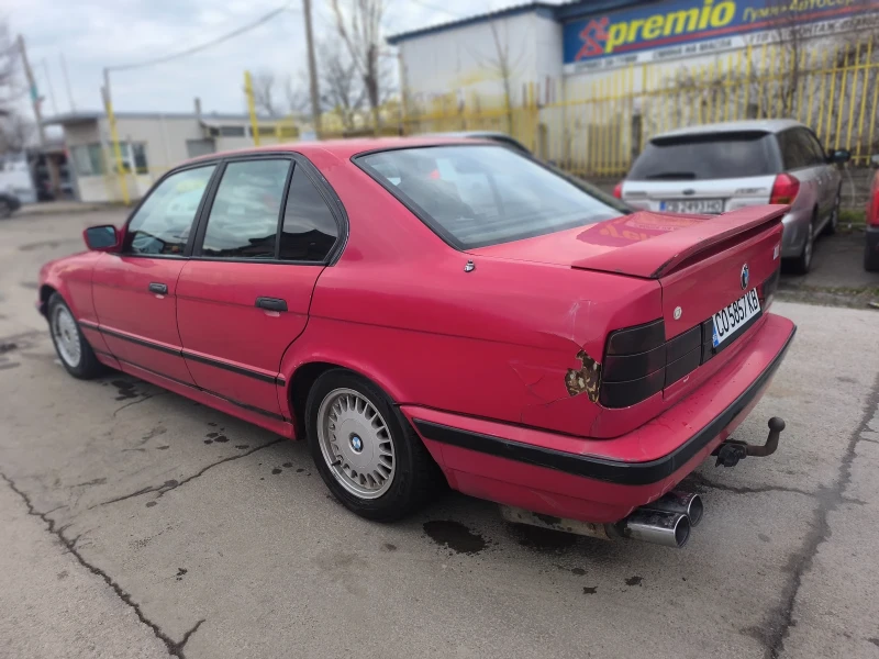 BMW 535 3.5i, снимка 4 - Автомобили и джипове - 53171628