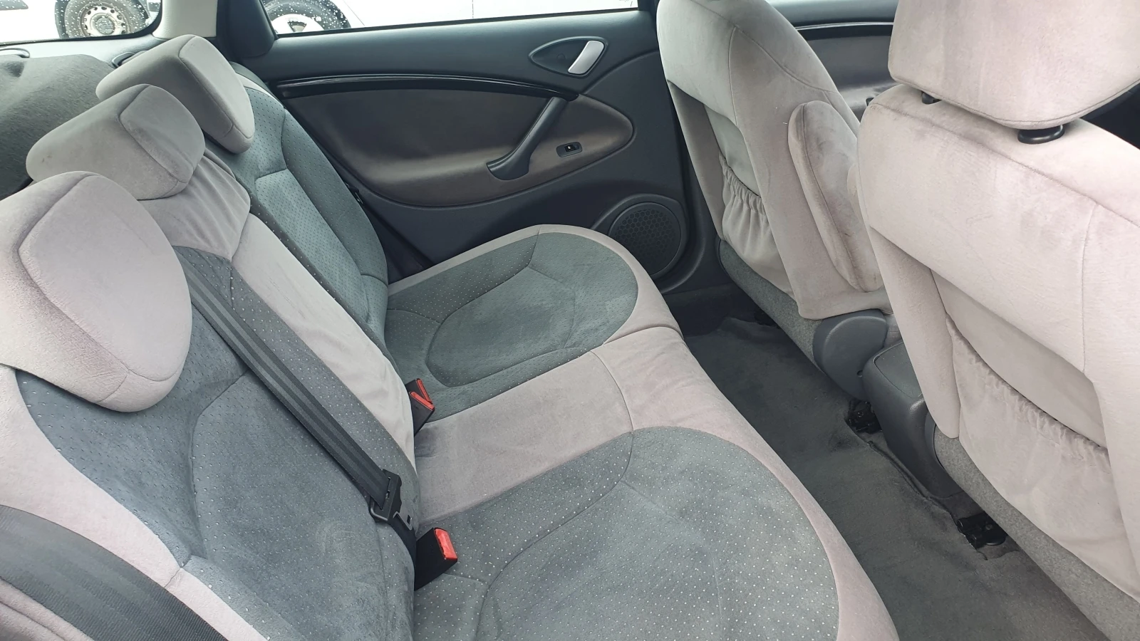 Citroen C5 2.2HDI  133.. | Mobile.bg   14