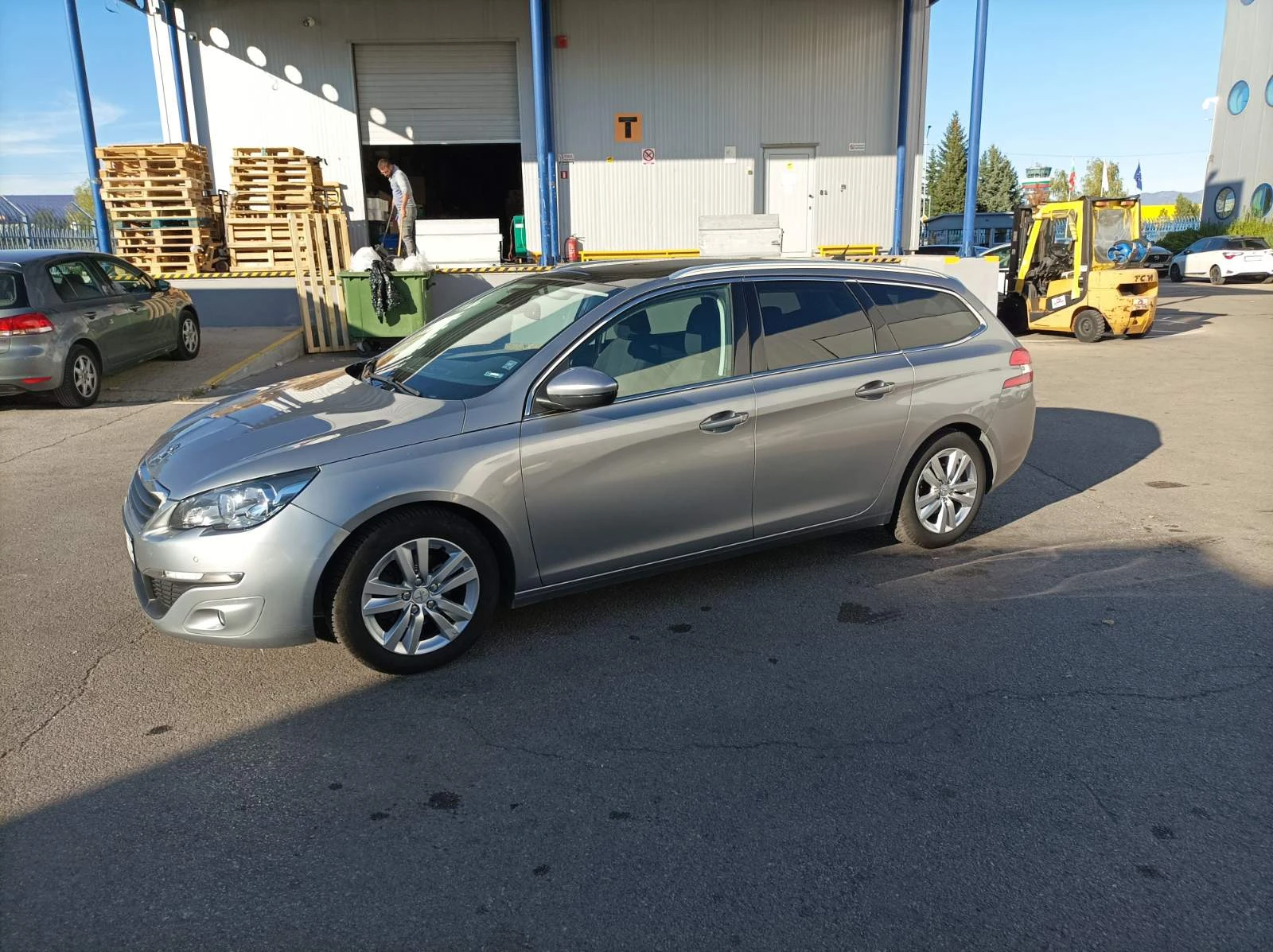 Peugeot 308 HDI SW - изображение 2