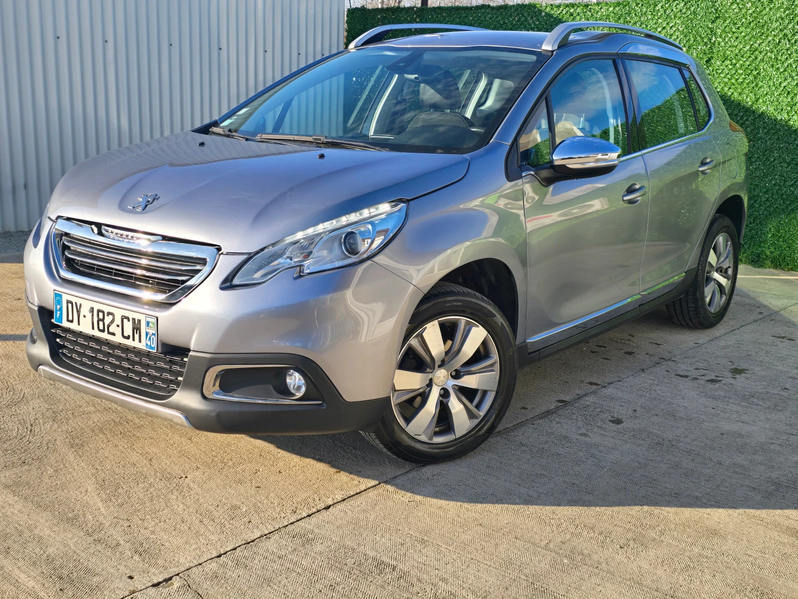 Peugeot 2008 31000km* EU6* ALLURE  - [1] 