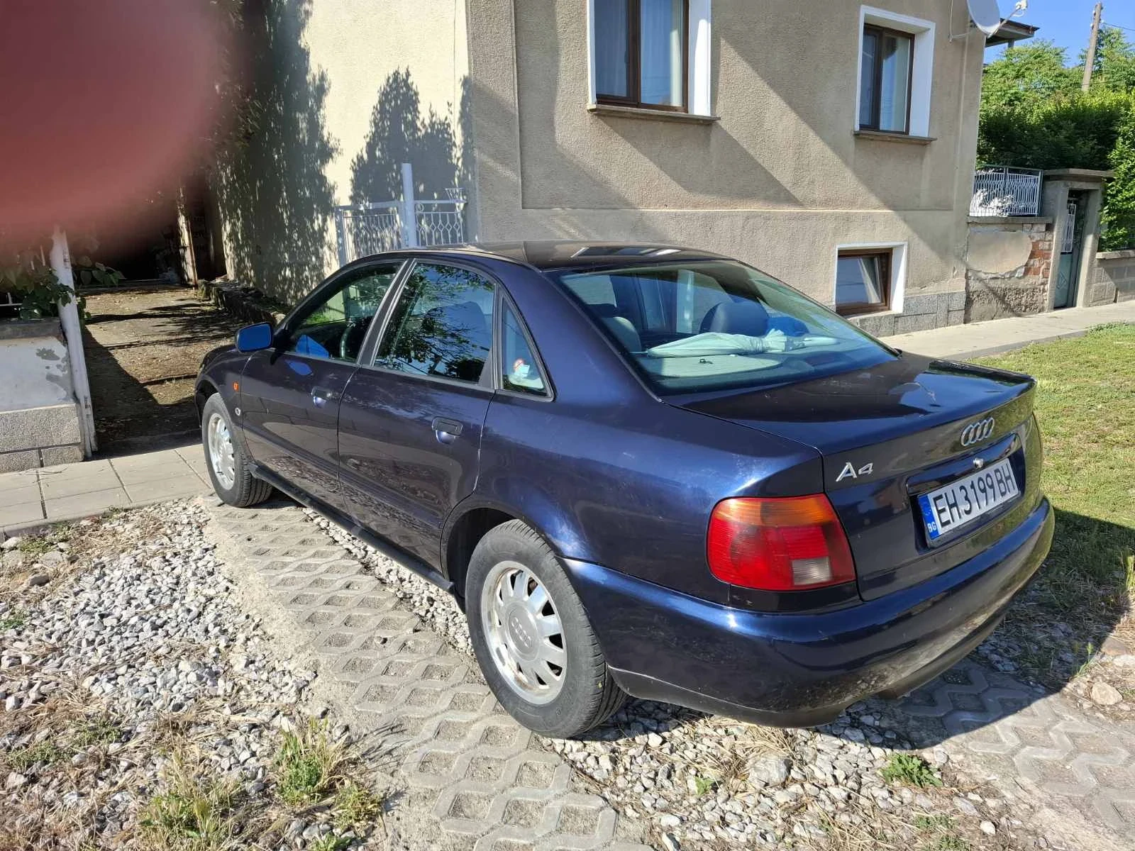 Audi A4 1.6 - изображение 3