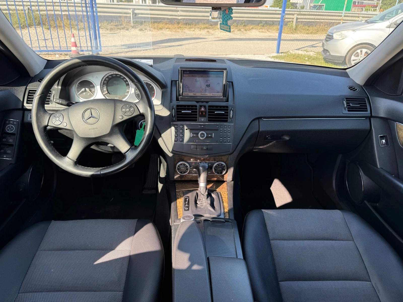 Mercedes-Benz C 220 -CDI-NAVI-XENON-AVTOMAT | Mobile.bg — изображение 9