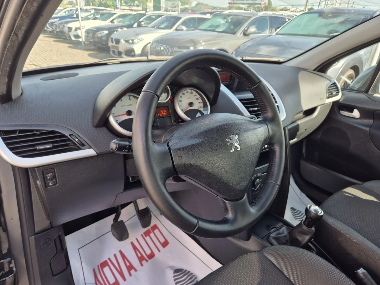 Peugeot 207 1.4i-FACE LIFT-175.000км - изображение 8