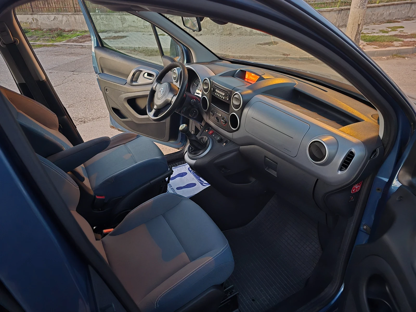 Citroen Berlingo 1.6i GERMANY  - изображение 10