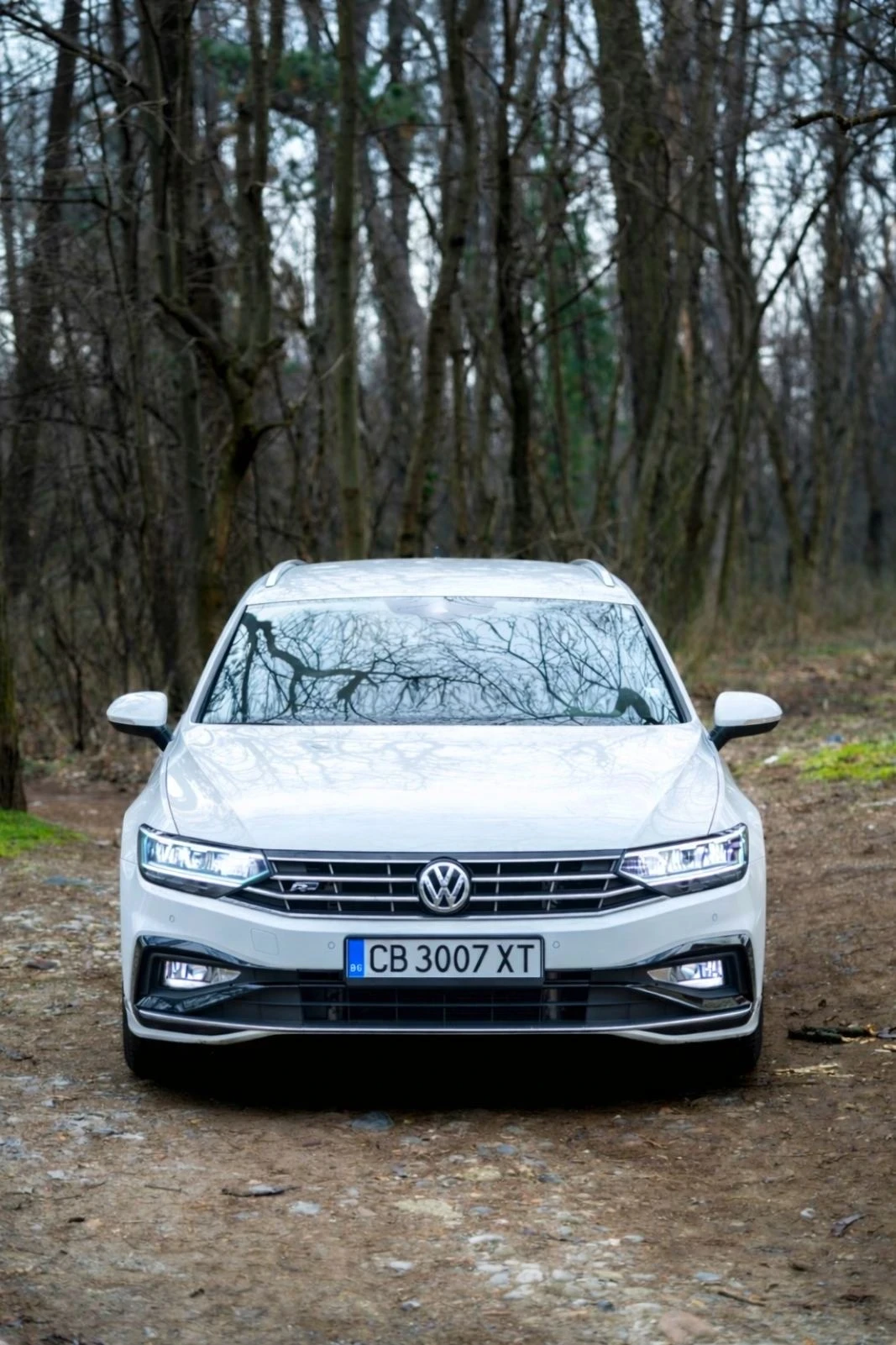 VW Passat 2.0 TSI* R-Line* Dynaudio* Печка* 96к км - изображение 2