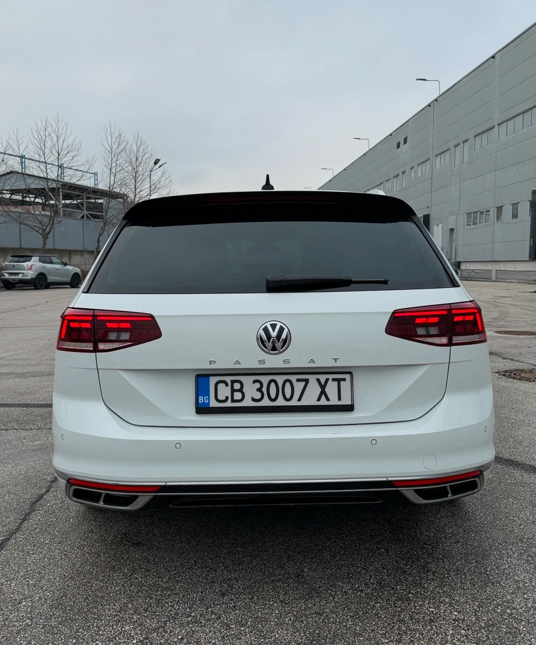 VW Passat 2.0 TSI* R-Line* Dynaudio* �����* 96� �� | Mobile.bg � ����������� 6