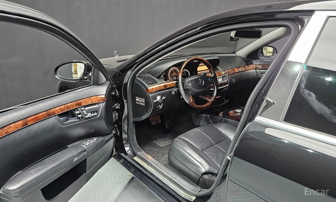 Mercedes-Benz S 350  - изображение 10