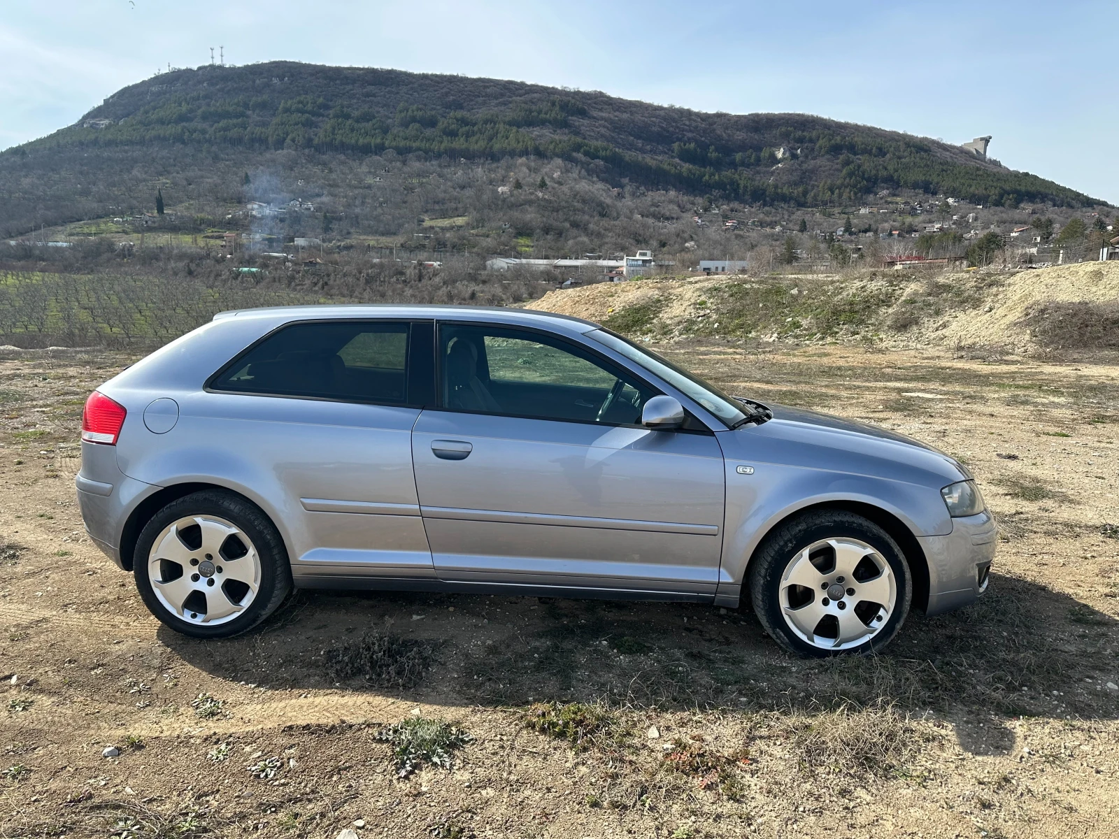 Audi A3 2.0TDI AUTOMATIC, снимка 5 - Автомобили и джипове - 53769100