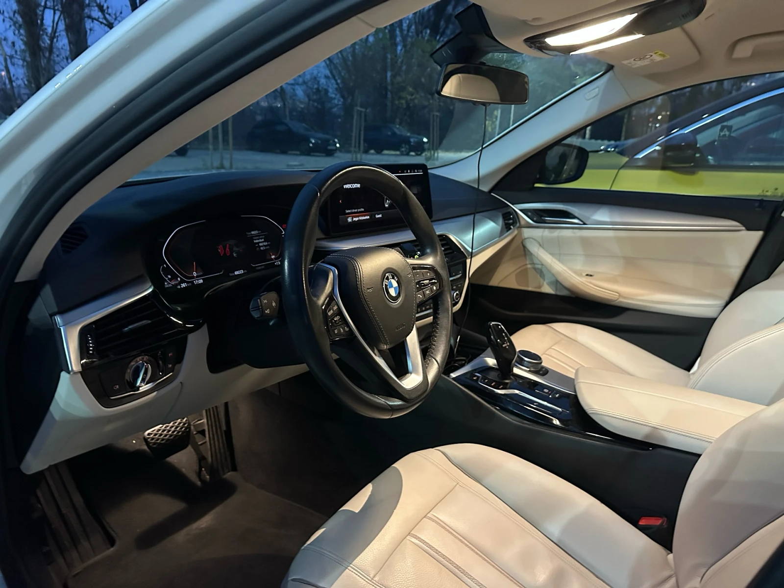 BMW 520 d xDrive, снимка 5 - Автомобили и джипове - 53978513