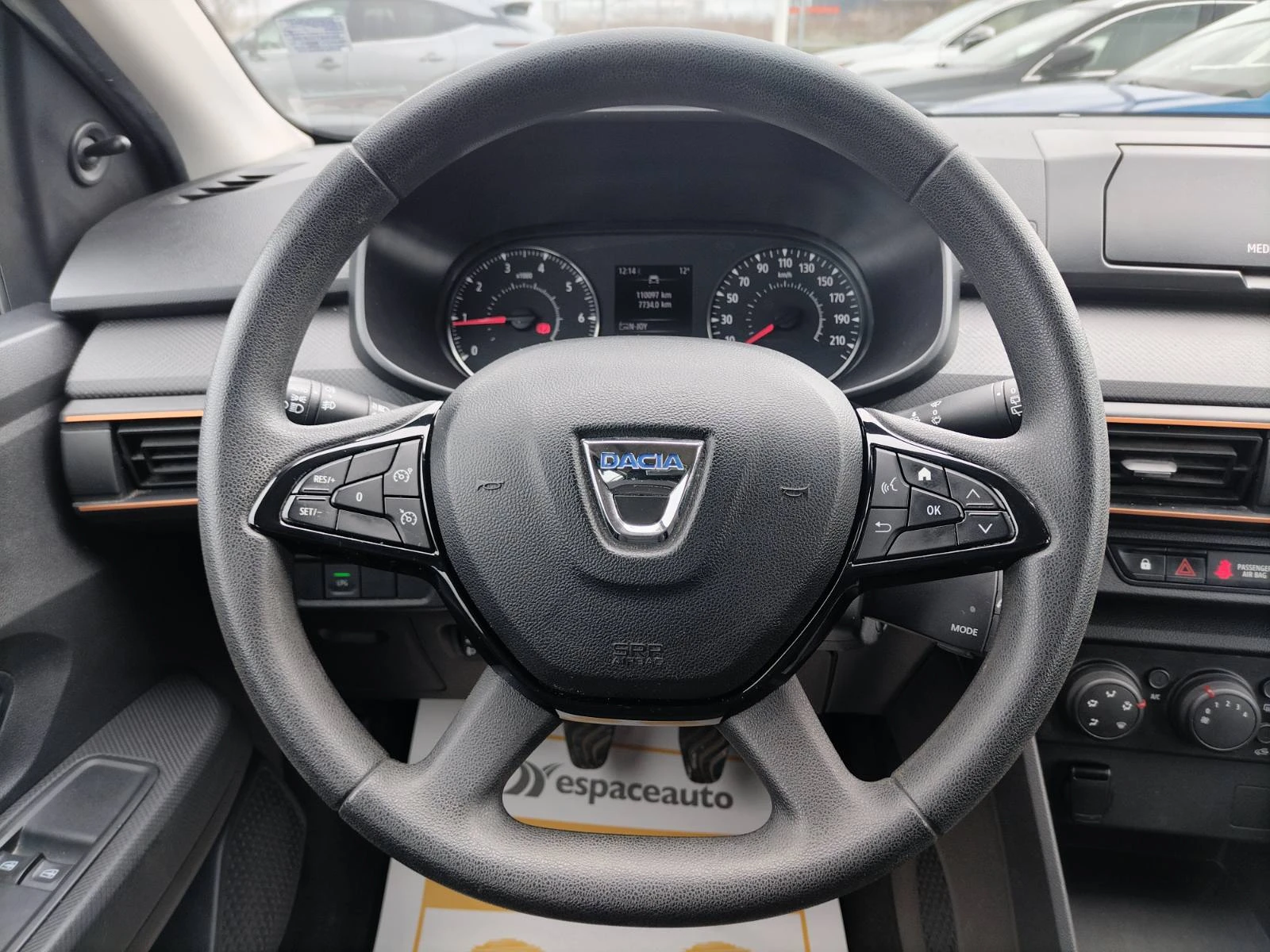 Dacia Sandero STEPWAY 1.0TCe 100 ECO-G/100 к.с. LPG, снимка 11 - Автомобили и джипове - 54057471