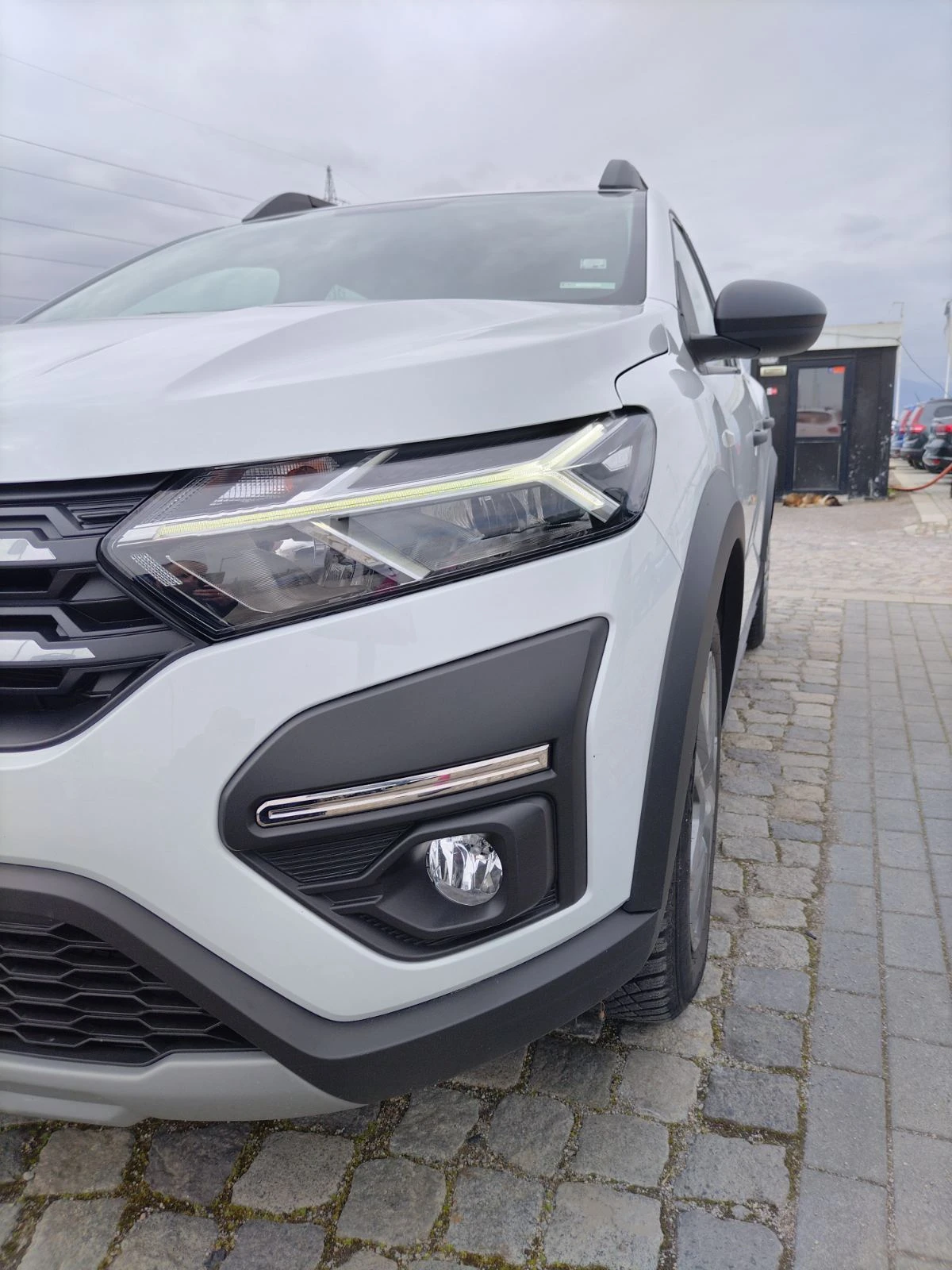 Dacia Sandero STEPWAY 1.0TCe 100 ECO-G/100 к.с. LPG, снимка 9 - Автомобили и джипове - 54057471