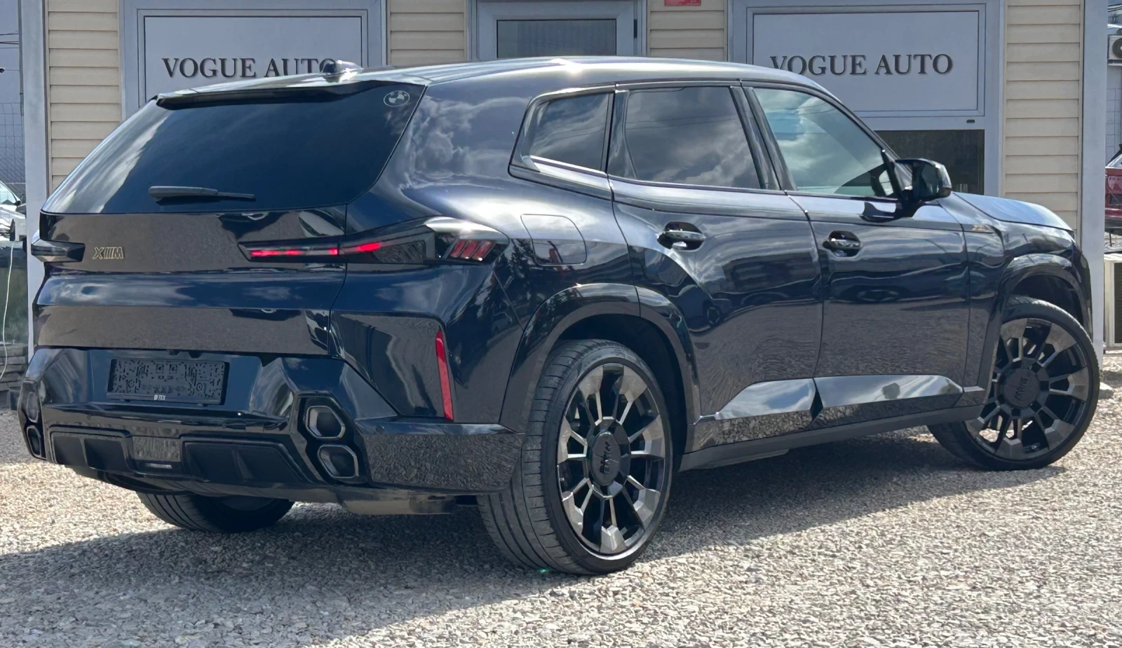 BMW XM B&W* 14 000КМ* 23INCH* MASSAGE, снимка 5 - Автомобили и джипове - 54157494