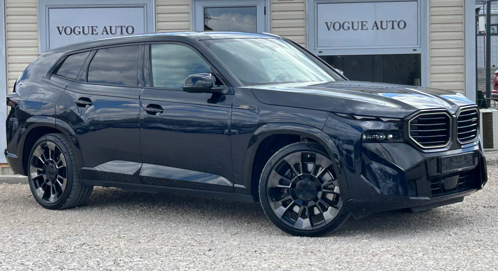 BMW XM B&W* 14 000КМ* 23INCH* MASSAGE, снимка 2 - Автомобили и джипове - 54157494