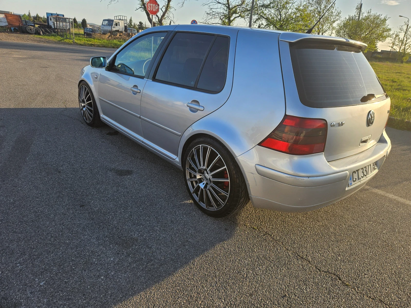 VW Golf 1.9 6скорости 200 кс., снимка 4 - Автомобили и джипове - 54346869
