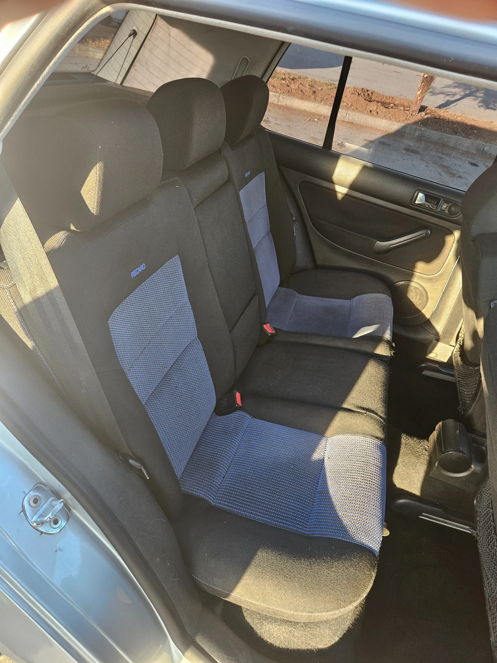 VW Golf 1.9 6скорости 200 кс., снимка 10 - Автомобили и джипове - 54346869