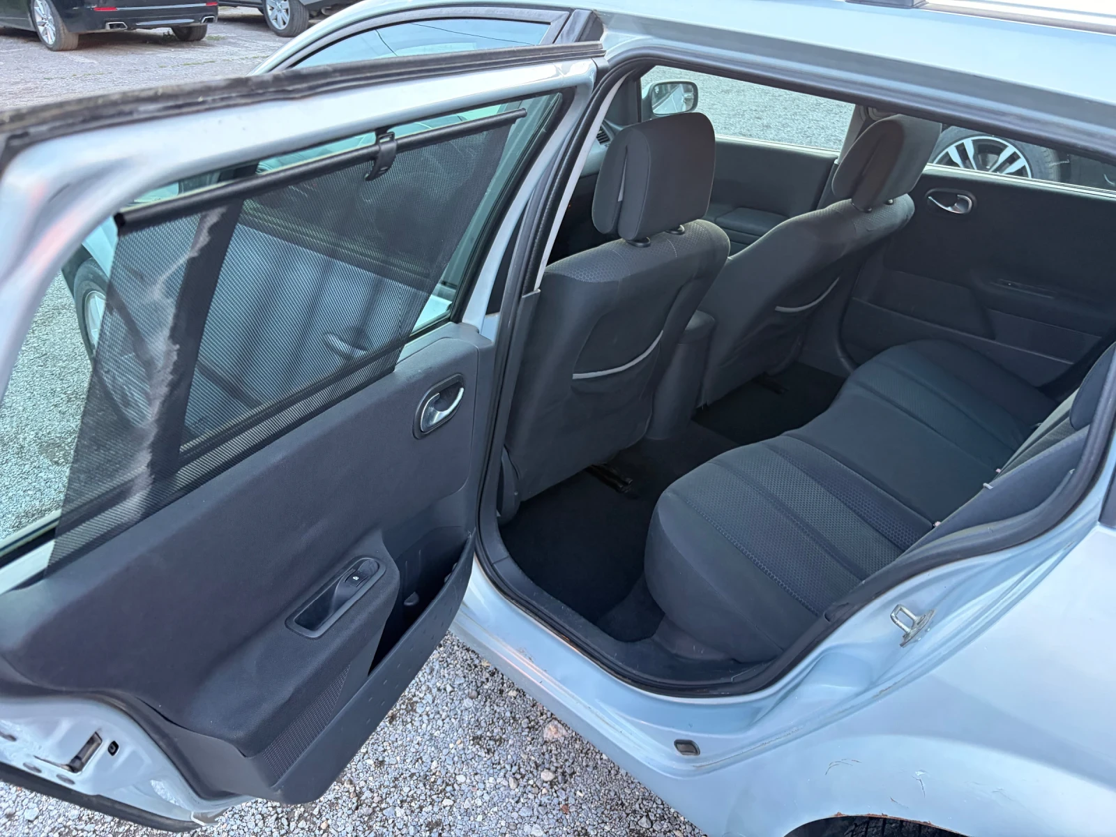 Renault Megane, снимка 10 - Автомобили и джипове - 55127486