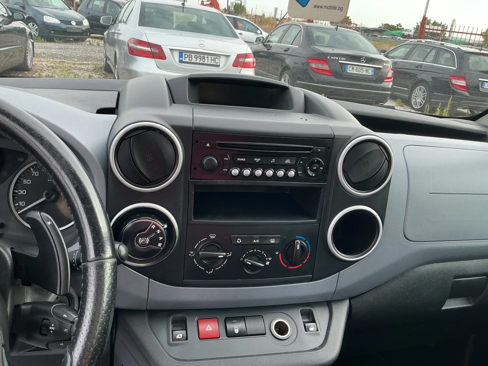 Citroen Berlingo, снимка 11 - Автомобили и джипове - 55420936