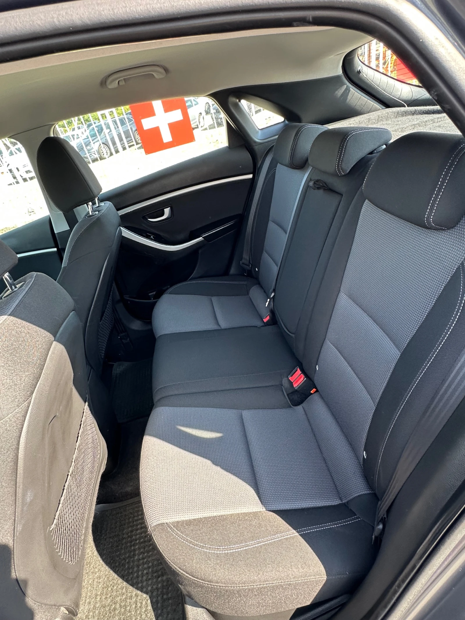 Hyundai I30, снимка 9 - Автомобили и джипове - 55451286