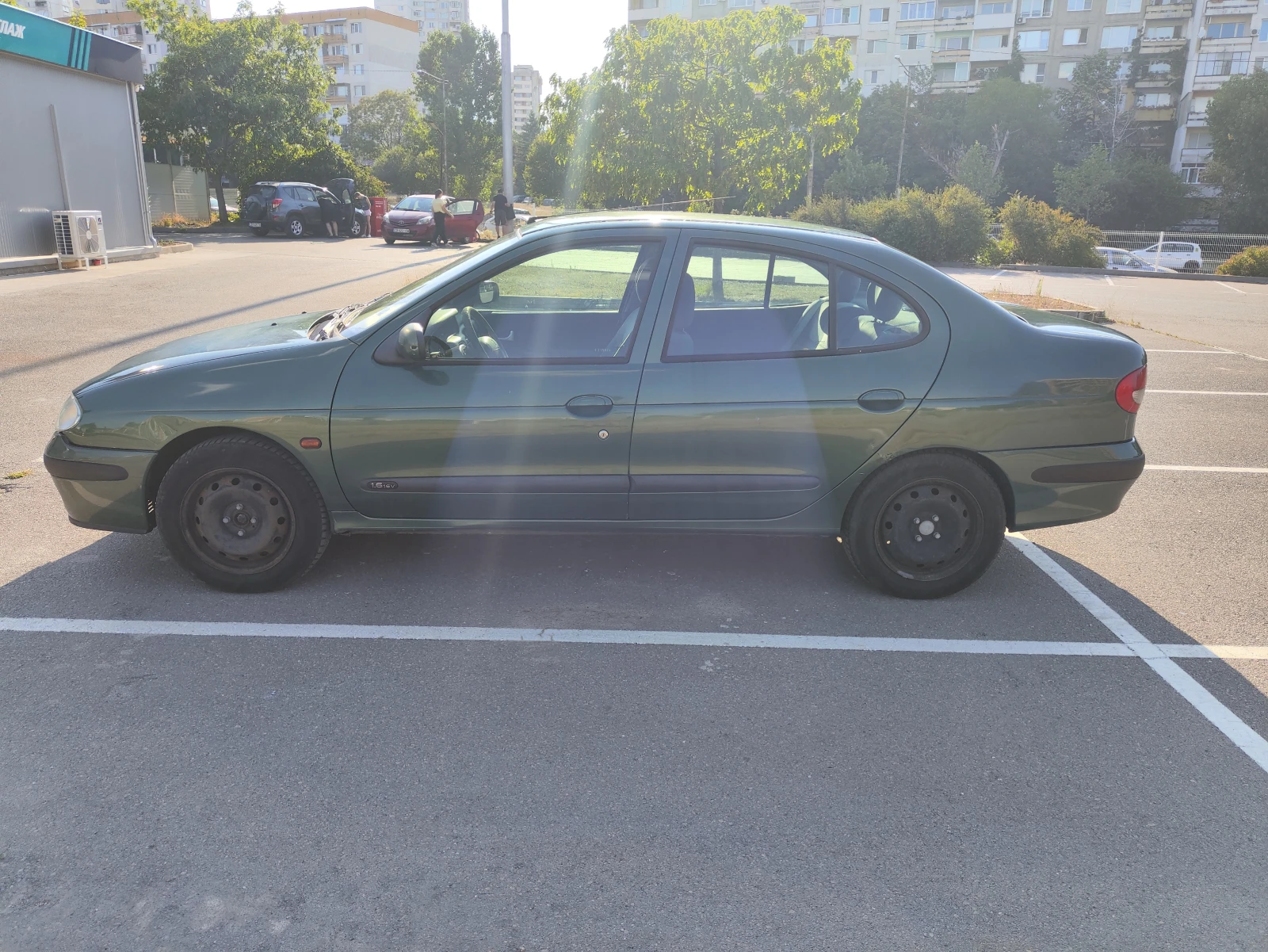 Renault Megane, снимка 7 - Автомобили и джипове - 55546030