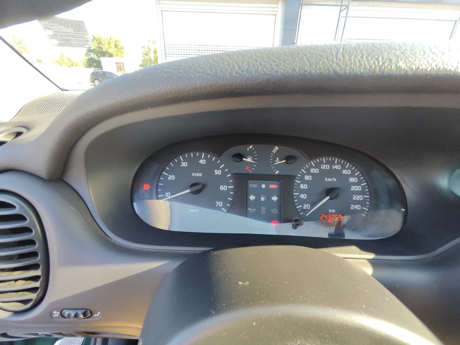 Renault Megane, снимка 14 - Автомобили и джипове - 55546030