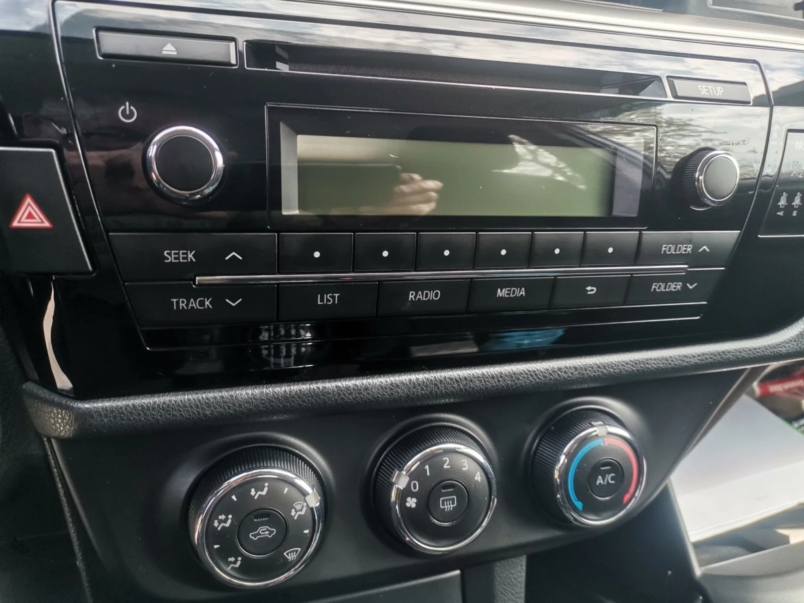 Toyota Corolla 1.33  бензин-газ от BG, снимка 7 - Автомобили и джипове - 55692568