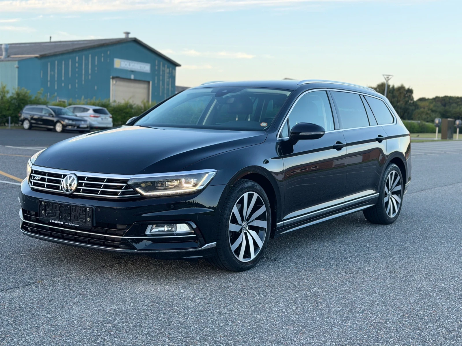 VW Passat 2.0tdi 190hp Rline, снимка 3 - Автомобили и джипове - 55833857